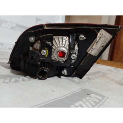 Lanterna Lado Esquerdo Fiat Siena Porta Malas Fi-05 Ano 2008 2009 2010 2011 2012 - Usado