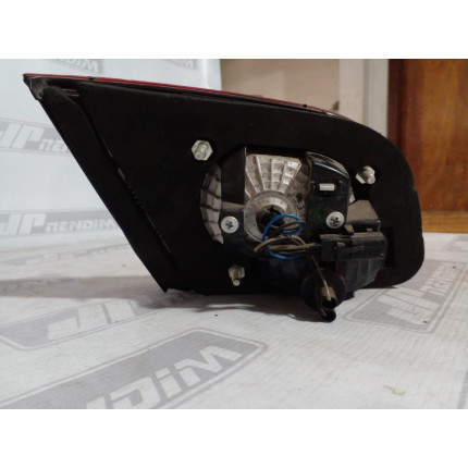Lanterna Lado Direito Fiat Siena Porta Malas Fi-06 Ano 2008 2009 2010 2011 2012 - Usado