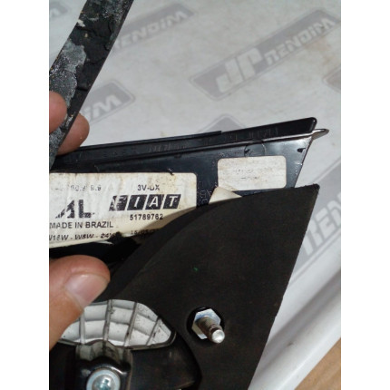 Lanterna Lado Direito Fiat Siena Porta Malas Fi-06 Ano 2008 2009 2010 2011 2012 - Usado