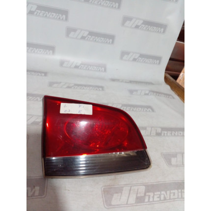 Lanterna Lado Esquerdo Fiat Palio Weekend Tampa Traseira Fi-07 Ano 2012 2013 2014 2015 2016 2017 2018 - Usado