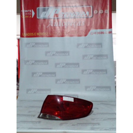 Lanterna Lado Direito Fiat Siena Fi-10 Ano 2008 2009 2010 2011 2012 - Usado