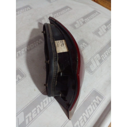 Lanterna Lado Direito Fiat Siena Fi-10 Ano 2008 2009 2010 2011 2012 - Usado