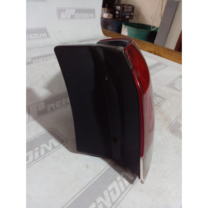 Lanterna Lado Direito Fiat Siena-Palio Fi-11 Ano 2008 2009 2010 2011 2012 2013 2014 2015 - Usado