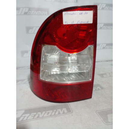 Lanterna Lado Esquerdo Fiat Strada Fi-12 Ano 2008 2009 2010 2011 2012 2013 2014 2015 a 2020 - Usado