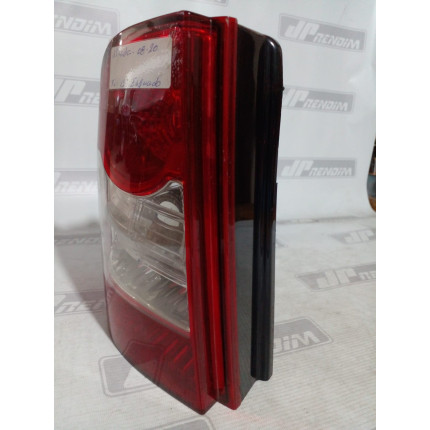 Lanterna Lado Esquerdo Fiat Strada Fi-12 Ano 2008 2009 2010 2011 2012 2013 2014 2015 a 2020 - Usado