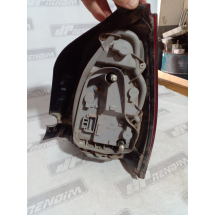 Lanterna Lado Esquerdo Fiat Palio Fumê Fi-13 Ano 2006 2007 2008 2009 2010 2011 a 2017 - Usado