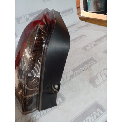 Lanterna Lado Esquerdo Fiat Palio Fumê Fi-14 Ano 2006 2007 2008 2009 2010 2011 a 2017 - Usado