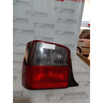 Lanterna Lado Esquerdo Fiat Uno Fumê Fi-15 Ano 2004 2005 2006 2007 2008 2009 2010 a 2013 - Usado