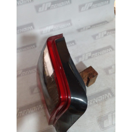 Lanterna Lado Esquerdo Fiat Uno Fumê Fi-15 Ano 2004 2005 2006 2007 2008 2009 2010 a 2013 - Usado