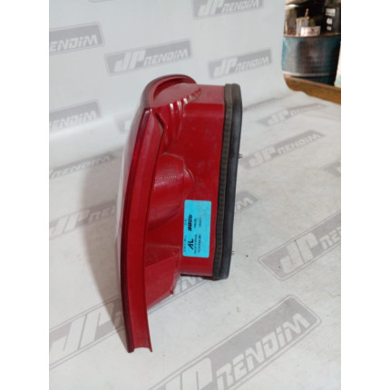 Lanterna Lado Esquerdo Fiat Siena Fi-19 Ano 2006 2007 2008 2009 2010 2011 2012 - Usado