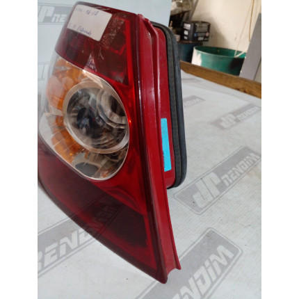 Lanterna Lado Esquerdo Fiat Siena Fi-19 Ano 2006 2007 2008 2009 2010 2011 2012 - Usado