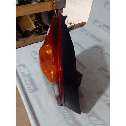 Lanterna Lado Esquerdo Fiat Palio Fi-20 Ano 2001 2002 2003 2004 - Usado