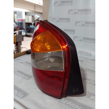 Lanterna Lado Esquerdo Fiat Palio Fi-20 Ano 2001 2002 2003 2004 - Usado