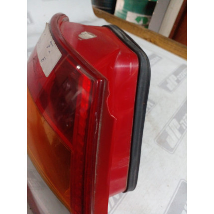 Lanterna Lado Esquerdo Fiat Siena Fi-21 Ano 2001 2002 2003 2004 2005 - Usado