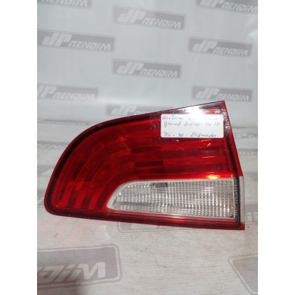 Lanterna Lado Esquerdo Fiat Grand Siena Porta Malas Fi-30 Ano 2014 2015 2016 2017 - Usado