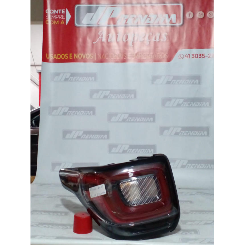 Lanterna Lado Esquerdo Fiat Strada Endurance Fi-32 Ano 2020 2021 2022 2023 - Usado