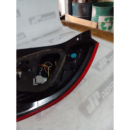 Lanterna Lado Direito Ford New Fiesta Fo-14 Ano 2014 2015 2016 2017 2018 2019 - Usado