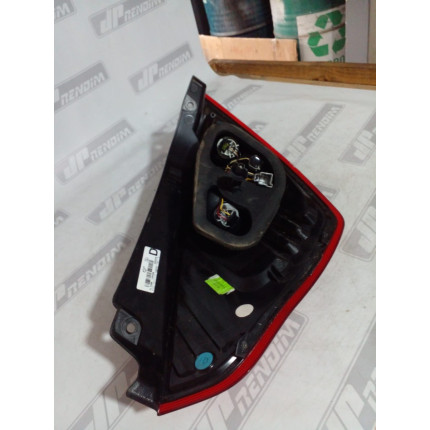 Lanterna Lado Direito Ford New Fiesta Fo-14 Ano 2014 2015 2016 2017 2018 2019 - Usado