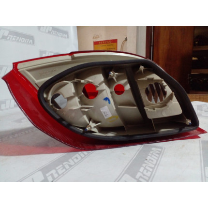 Lanterna Lado Esquerdo Ford Ká Fumê Fo-21 Ano 2002 2003 2004 2005 2006 2007 - Usado