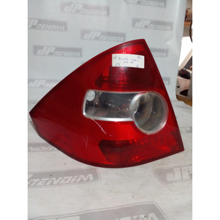 Lanterna lado Esquerdo Ford Fiesta Sedan Fo-27 Ano 2005 2006 2007 2008 2009 2010 - Usado
