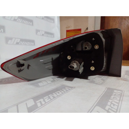Lanterna Lado Direito Honda City H-02 Ano 2015 2016 2017 2018 2019 2020 2021 - Usado