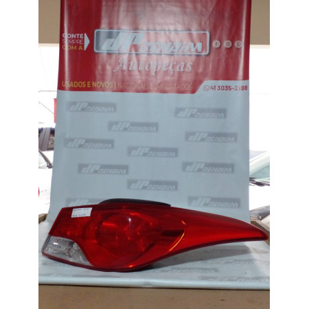 Lanterna Lado Direito Hyundai Elantra Hy-06 Ano 2014 2015 2016 - Usado