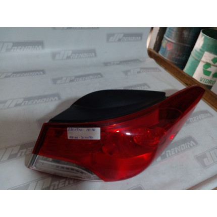 Lanterna Lado Direito Hyundai Elantra Hy-06 Ano 2014 2015 2016 - Usado
