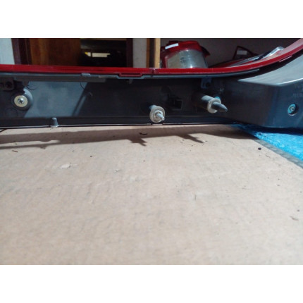 Lanterna Hyundai Azera Tampa Traseira Hy-12 Ano 2013 2014 2015 2016 2017 - Usado