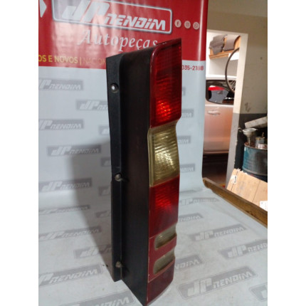 Lanterna Lado Direito Mercedes Benz Sprinter Me-04 Ano 2013 2014 2015 2016 2017 2018 2019 - Usado