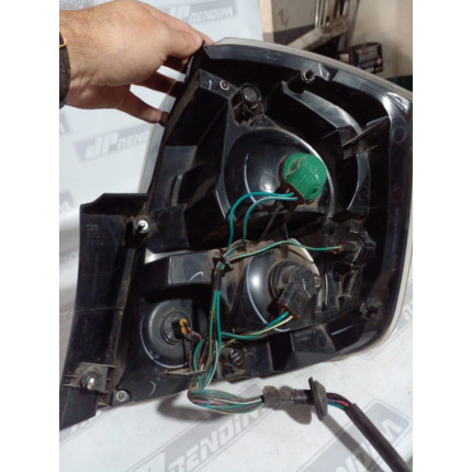 Lanterna Lado Esquerdo Nissan Sentra N-04 Ano 2007 2008 2009 2010 2011 2012 2013 - Usado