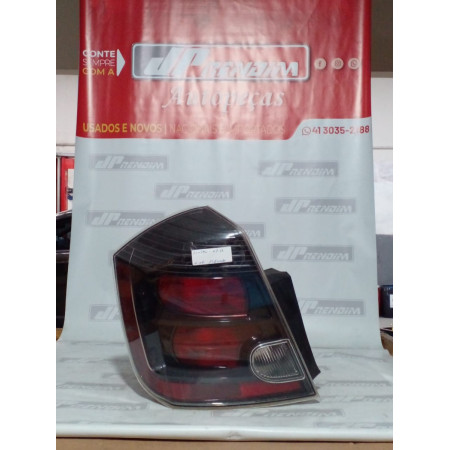 Lanterna Lado Esquerdo Nissan Sentra N-04 Ano 2007 2008 2009 2010 2011 2012 2013 - Usado