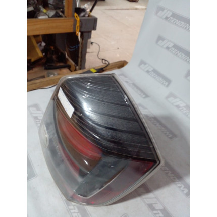 Lanterna Lado Direito Nissan Sentra N-05 Ano 2007 2008 2009 2010 2011 2012 2013 - Usado