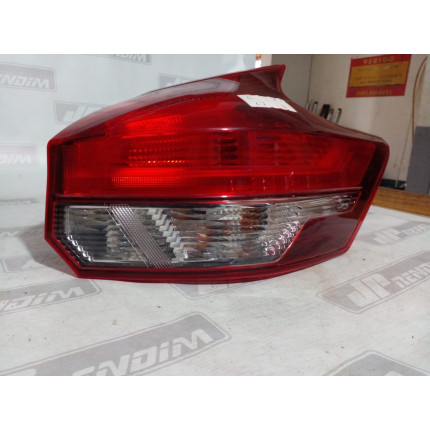 Lanterna Lado Direito Nissan Kicks N-07 Ano 2017 2018 2019 2020 - Usado