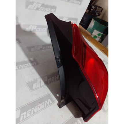 Lanterna Lado Direito Nissan Kicks N-07 Ano 2017 2018 2019 2020 - Usado