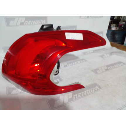 Lanterna Lado Direito Peugeot 2008 P-06 Ano 2015 2016 2017 2018 2019 - Usado