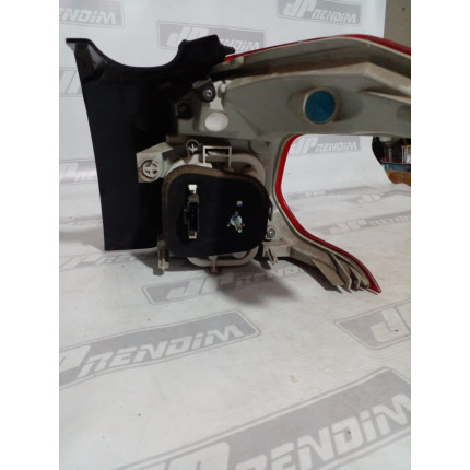 Lanterna Lado Esquerdo Peugeot 2008 P-09 Ano 2015 2016 2017 2018 2019 - Usado