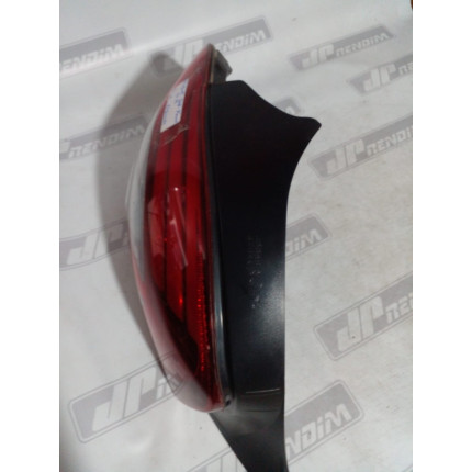 Lanterna Lado Esquerdo Peugeot 208 Fumê P-10 Ano 2013 2014 2015 2016 2017 2018 2019 - Usado