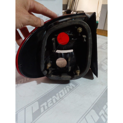 Lanterna Lado Direito Renault Megane Re-03 Ano 1999 2000 2001 2002 - Usado