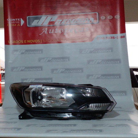 Farol Direito VW Gol-Saveiro-Voyage Máscara Negra Vw-50 Ano 2017 2018 2019 2020 2021 2022 - Usado