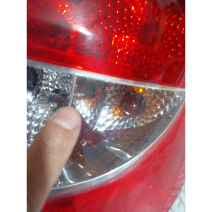Lanterna Lado Direito Renault Symbol Re-11 Ano 2008 2009 2010 2011 2012 2013 - Usado