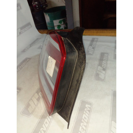 Lanterna Lado Esquerdo Renault Logan Re-15 Ano 2014 2015 2016 - Usado