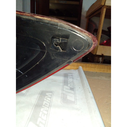 Lanterna Lado Esquerdo Renault Logan Re-16 Ano 2014 2015 2016 - Usado