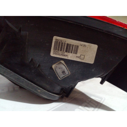 Lanterna Lado Esquerdo Renault Logan Re-18 Ano 2010 2011 2012 2013 - Usado