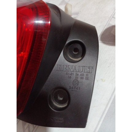 Lanterna Lado Esquerdo Renault Kwid Re-22 Ano 2017 2018 2019 2020 2021 - Usado