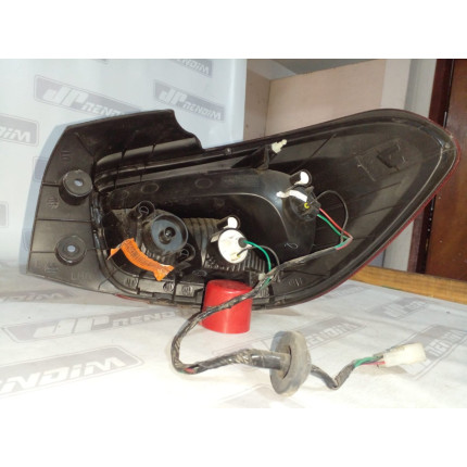 Lanterna Lado Esquerdo Renault Kwid Re-22 Ano 2017 2018 2019 2020 2021 - Usado