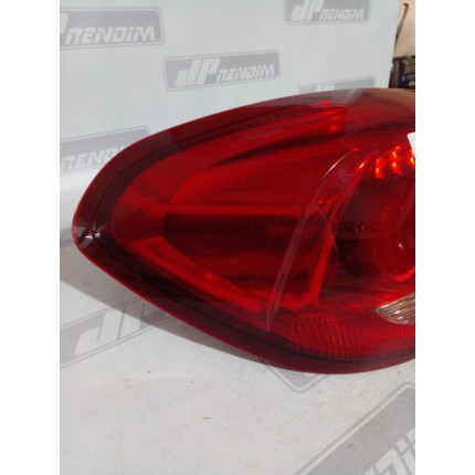 Lanterna Lado Esquerdo Renault Kwid Re-22 Ano 2017 2018 2019 2020 2021 - Usado