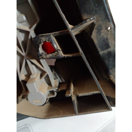 Lanterna Lado Direito Renault Sandero Re-24 Ano 2007 2008 2009 2010 2011 - Usado