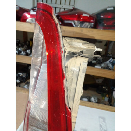 Lanterna Lado Direito Renault Master Re-28 Ano 2012 2013 2014 2015 2016 2017 a 2022 - Usado