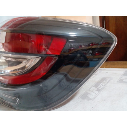 Lanterna Lado Direito Renault Sandero Stepway Re-31 Ano 2020 2021 2022 2023 - Usado