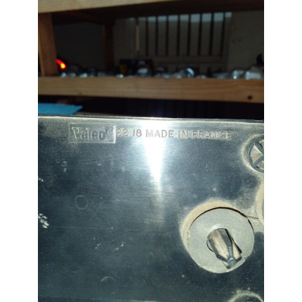 Lanterna Renault R19 Porta Malas Re-33 Ano 1993 1994 1995 1996 1997 1998 - Usado